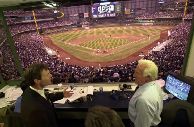 Baseball world reacts to the passing of Bob Uecker