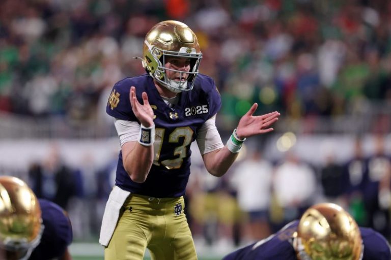 How Notre Dame QB Riley Leonard is lifted up by his family