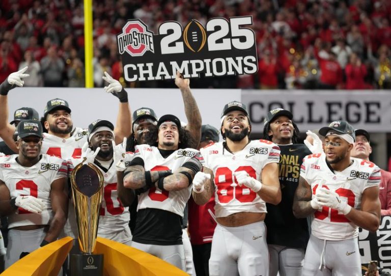 College football odds, favorite to win national championship in 2025