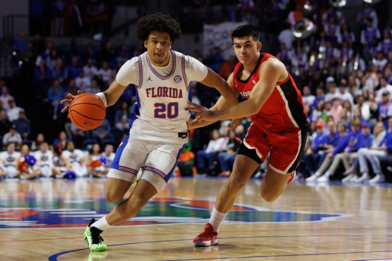 Bracketology: Florida’s rise gives SEC three No. 1 seeds