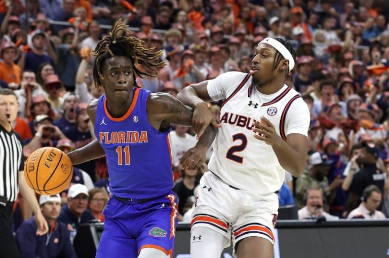 College basketball winners, losers: SEC could make even more history
