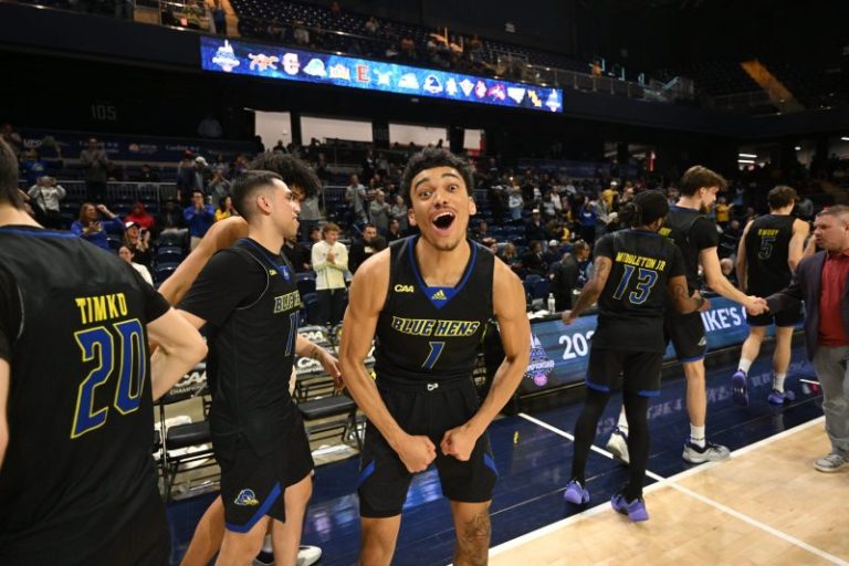 This sub-.500 men’s basketball team could be March Madness bound