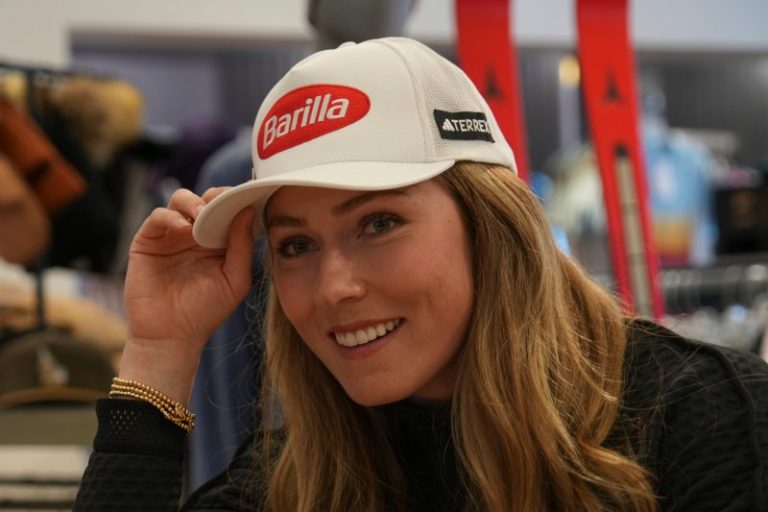 Mikaela Shiffrin finds positives, balance amid difficult season