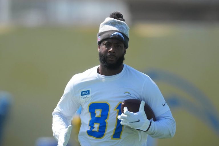 Chargers WR Mike Williams to retire from NFL