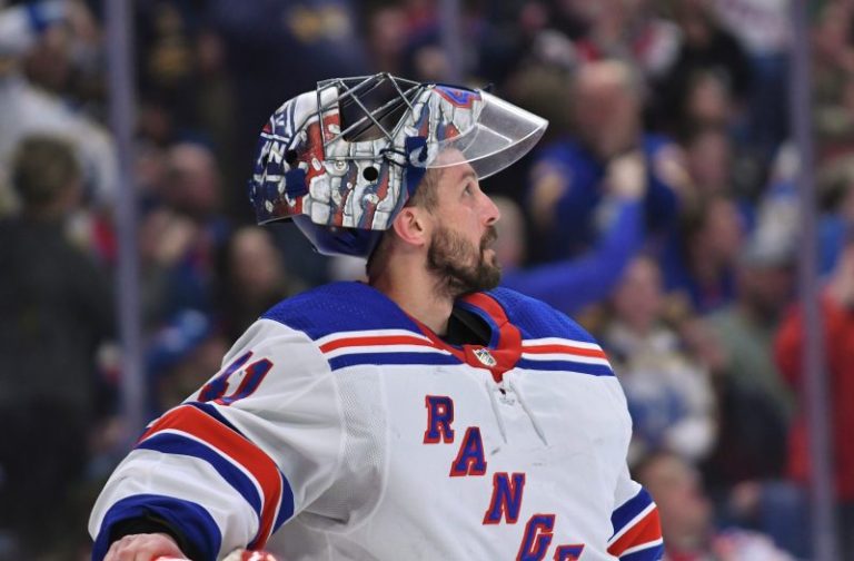 Goaltender announces retirement after 17 NHL seasons