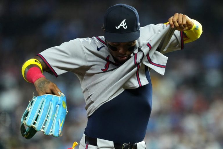 Braves star hits IL after experiencing Achilles tightness