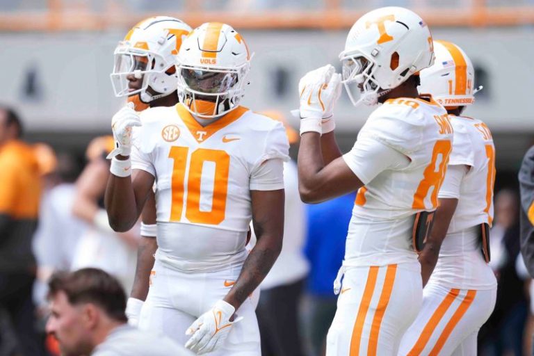 College football preseason poll errors include Tennessee, Oklahoma, Clemson