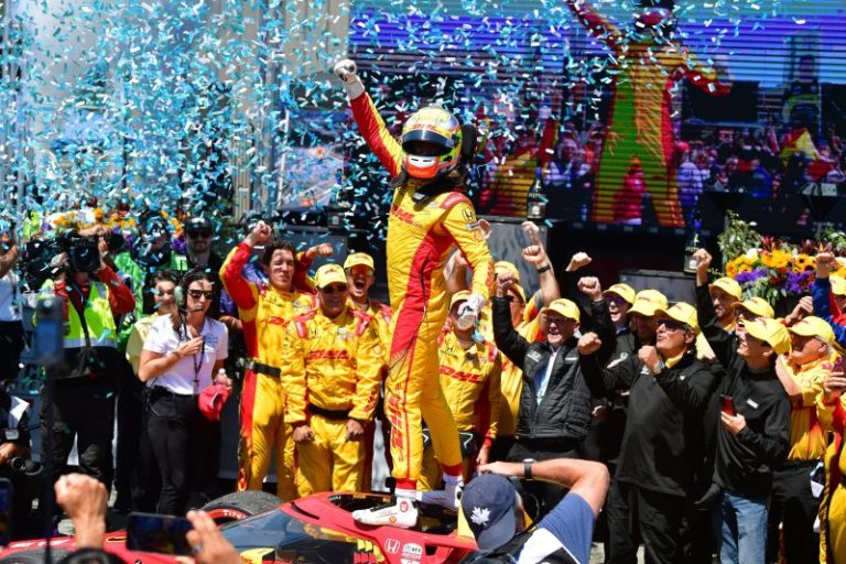 Palou clinches 4th IndyCar title; historic 2025 season not over yet