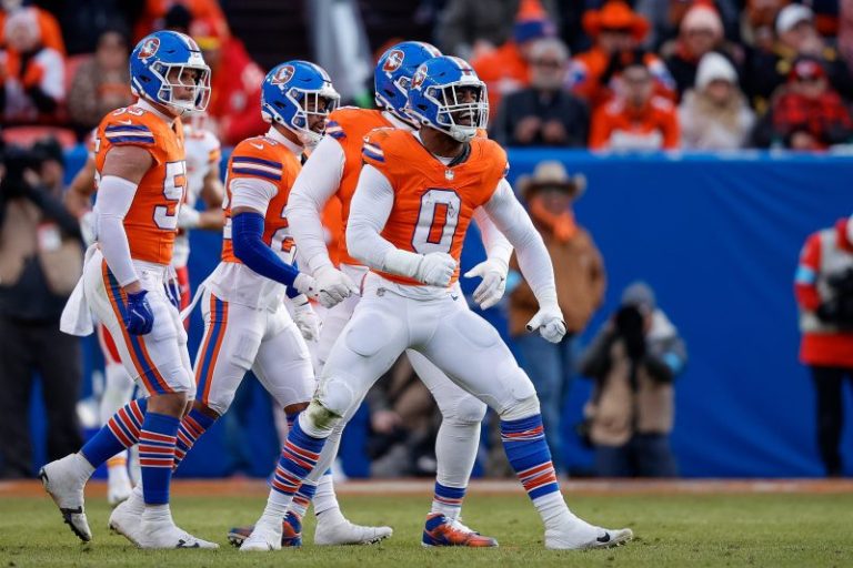 What are the best D/STs in fantasy football this year?