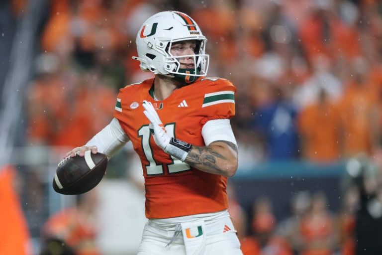 Carson Beck gets redemption in leading Miami past Notre Dame