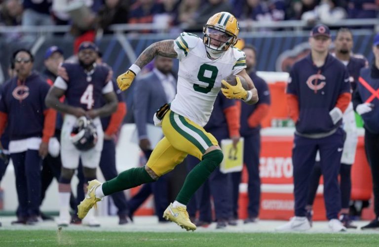 Packers sign WR Watson to one-year extension