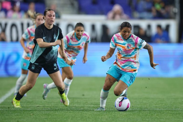 NWSL games this weekend: Playoff picture heats up
