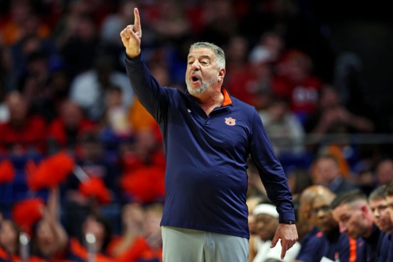 Former Auburn coach Bruce Pearl to join TNT Sports for studio coverage