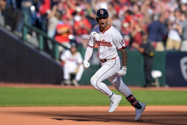 Guardians-Tigers highlights: Explosive eighth carries Cleveland