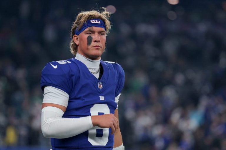 Giants coach apologizes for Dart concussion check; NFL investigating