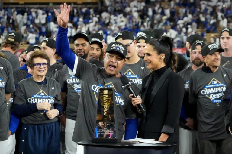 Dave Roberts to haters: Dodgers ready to ‘really ruin baseball’