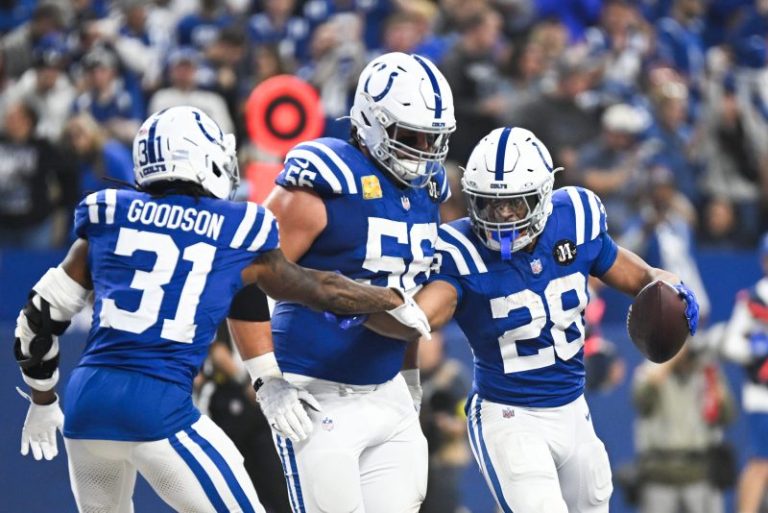 32 things we learned in Week 8: Is team with most wins league’s best?