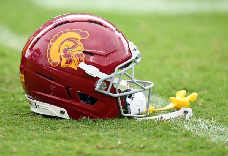 Big Ten says USC fake punt with Sam Huard should have been penalized