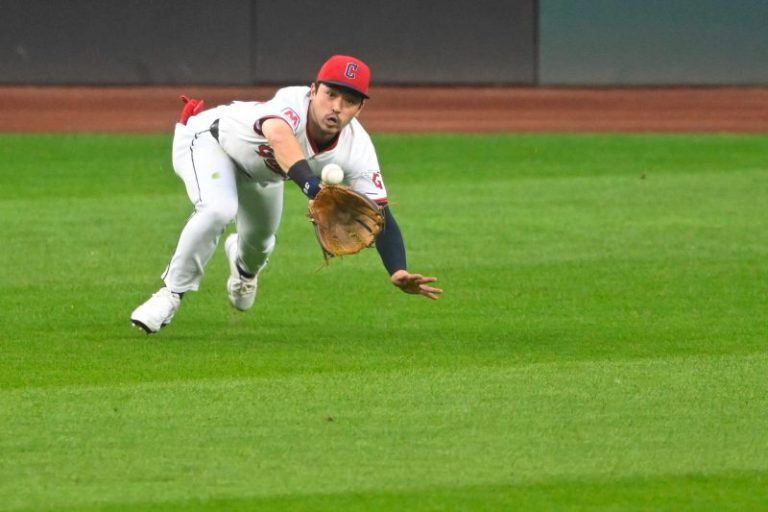Eight players earn their first career Gold Glove awards