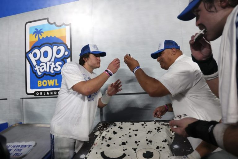 Team Sprinkles sacrificed at Pop-Tarts Bowl