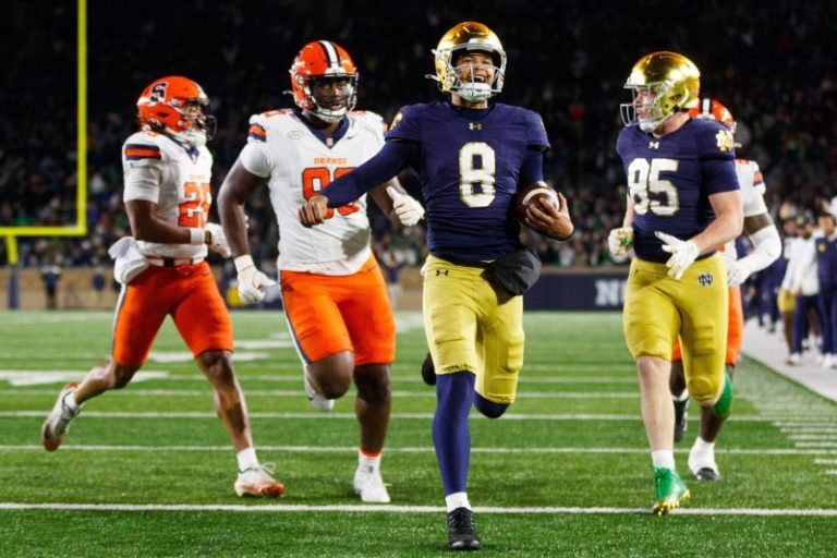 Notre Dame QB Kenny Minchey transfers to Nebraska