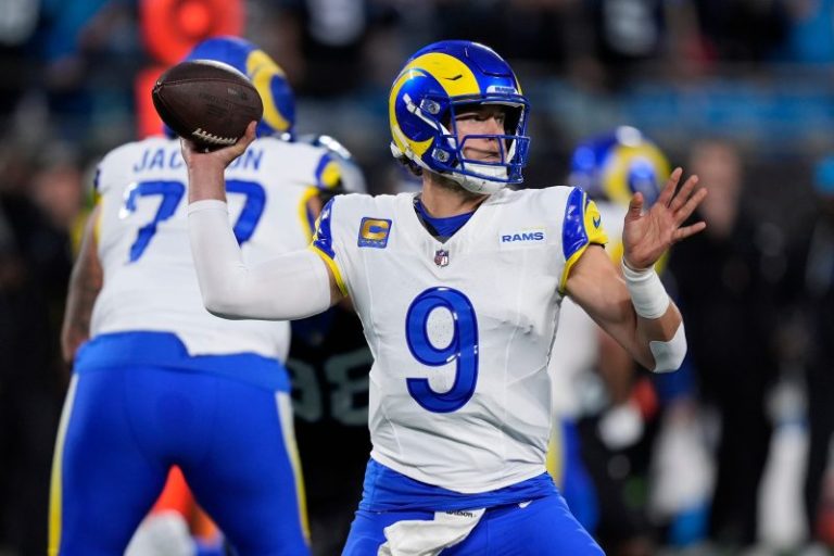 Matthew Stafford stats today: Rams QB overcomes hand injury in win