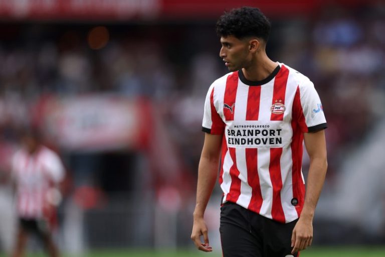 Landon Donovan says USMNT player looked like ‘old man’ breaking arm