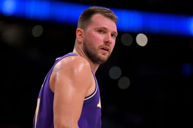 Luka Doncic knocked out of game with apparent leg injury