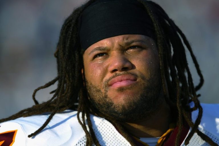 Former Pro Bowl NFL lineman Tre’ Johnson dies at 54