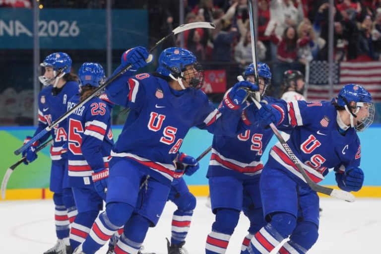 Hilary Knight breaks US Olympic records with clutch goal vs. Canada